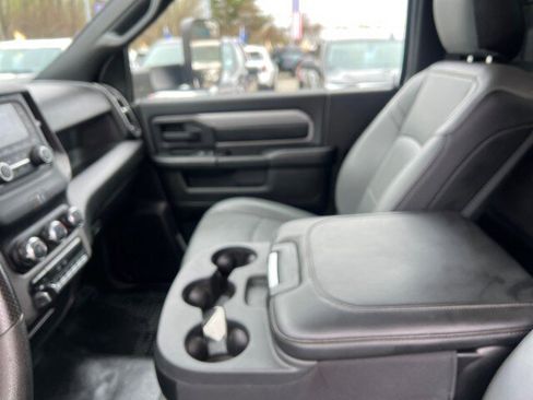 Used 2021 RAM 5500 Tradesman image 20