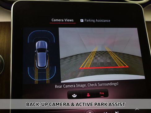 Used 2023 Mercedes-Benz GLC 300 4MATIC image 5