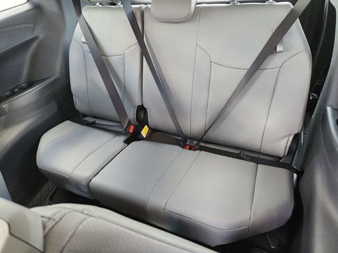 New 2026 Toyota Sienna XLE image 26