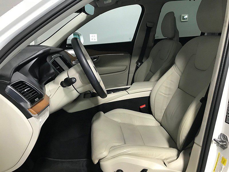 Used 2016 Volvo XC90 T6 Inscription w/ Vision Package AWD/4WD image 11