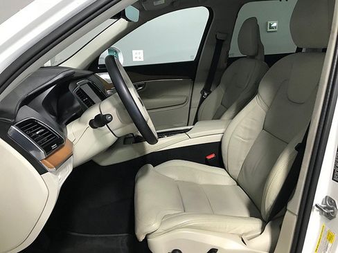 Used 2016 Volvo XC90 T6 Inscription w/ Vision Package AWD/4WD image 11