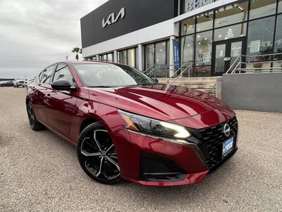 Used 2023 Nissan Altima 2.5 SR