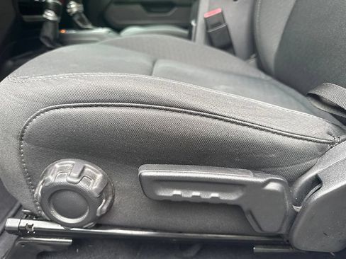 Used 2020 Jeep Wrangler Unlimited Sahara AWD/4WD image 12