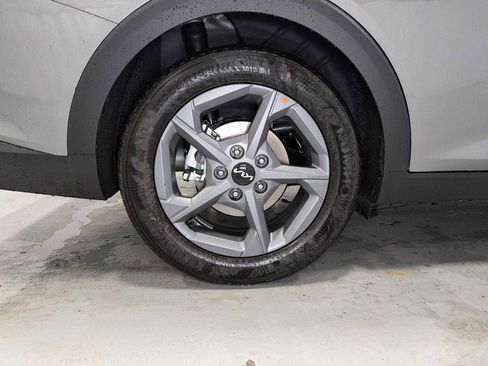 Certified 2025 Kia K4 LXS image 3