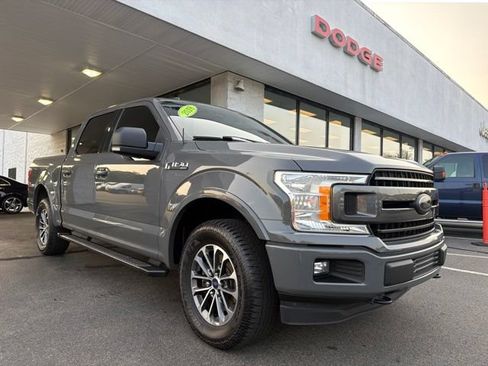 Used 2018 Ford F150 XLT w/ Equipment Group 302A Luxury AWD/4WD image 3
