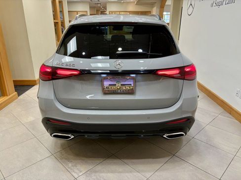 New 2026 Mercedes-Benz GLC 300 image 4