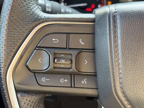 Used 2025 Toyota Tundra SR5 w/ SR5 Premium Package AWD/4WD image 28