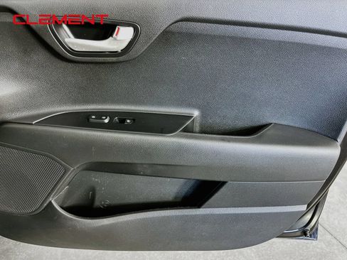 Used 2022 Kia Rio LX FWD image 34