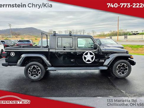 Used 2020 Jeep Gladiator Overland AWD/4WD image 28