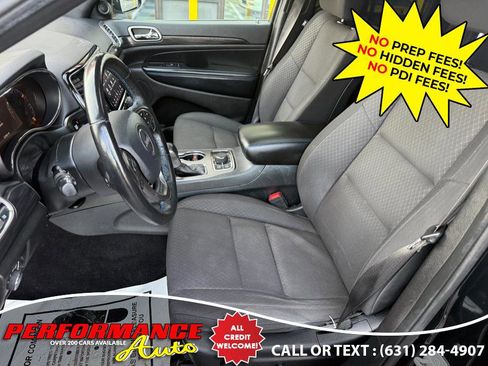 Used 2020 Jeep Grand Cherokee Laredo image 25