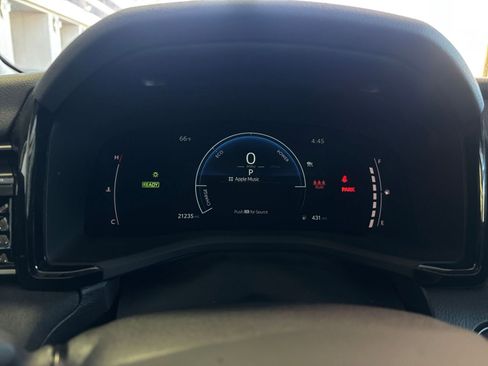 Used 2025 Toyota Camry LE image 44