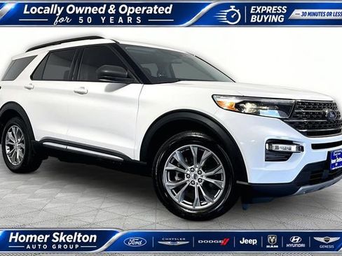 Used 2022 Ford Explorer XLT w/ Equipment Group 202A AWD/4WD image 1