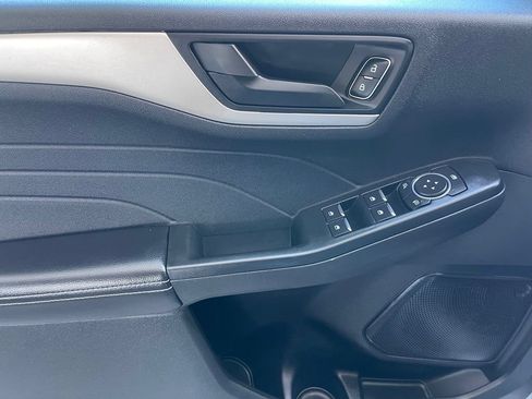 Used 2022 Ford Escape SE AWD/4WD image 8