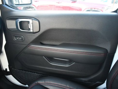 New 2026 Jeep Gladiator Rubicon image 18