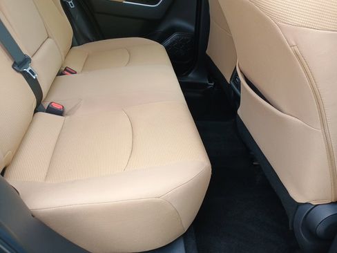 Used 2022 Toyota RAV4 LE image 19