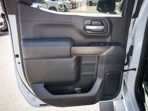 Used 2019 GMC Sierra 1500 SLT w/ SLT Premium Plus Package AWD/4WD image 34