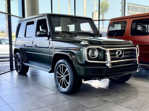 Used 2024 Mercedes-Benz G 550 image 2
