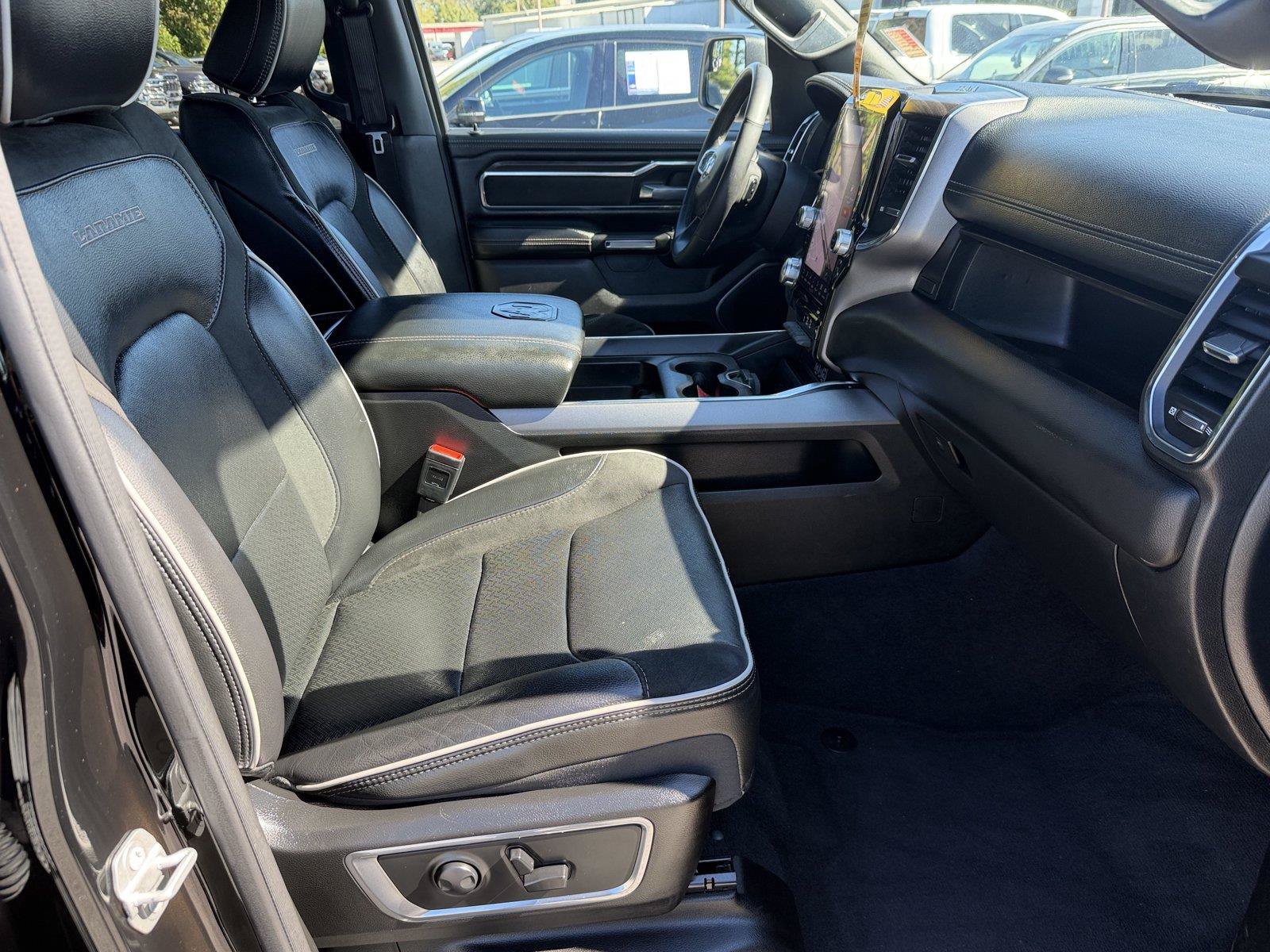 Used 2025 RAM 1500 Laramie AWD/4WD image 22