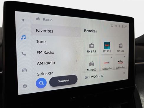 Certified 2025 Toyota Corolla SE w/ SE Premium Package image 17
