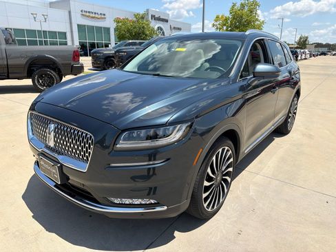 Used 2022 Lincoln Nautilus Black Label w/ Class II Trailer Tow Package AWD/4WD image 9