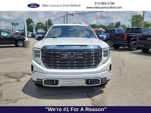 Used 2024 GMC Sierra 1500 Denali Ultimate AWD/4WD image 8