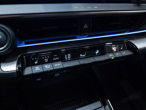 New 2026 Toyota Prius Limited AWD/4WD image 28