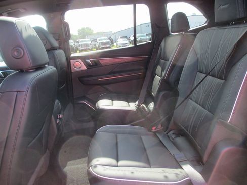 New 2025 Buick Enclave Avenir w/ Super Cruise Package image 14