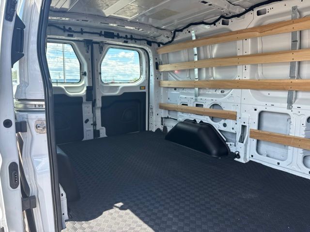 Used 2025 Ford Transit 250 Low Roof w/ Exterior Upgrade Package RWD image 18
