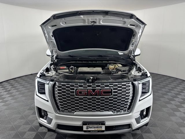 Used 2022 GMC Yukon XL Denali AWD/4WD image 42