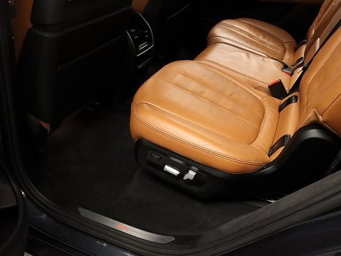 Used 2019 BMW X7 xDrive40i image 30