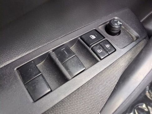Used 2023 Toyota Corolla LE FWD image 21