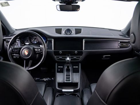 Certified 2023 Porsche Macan GTS AWD/4WD image 11
