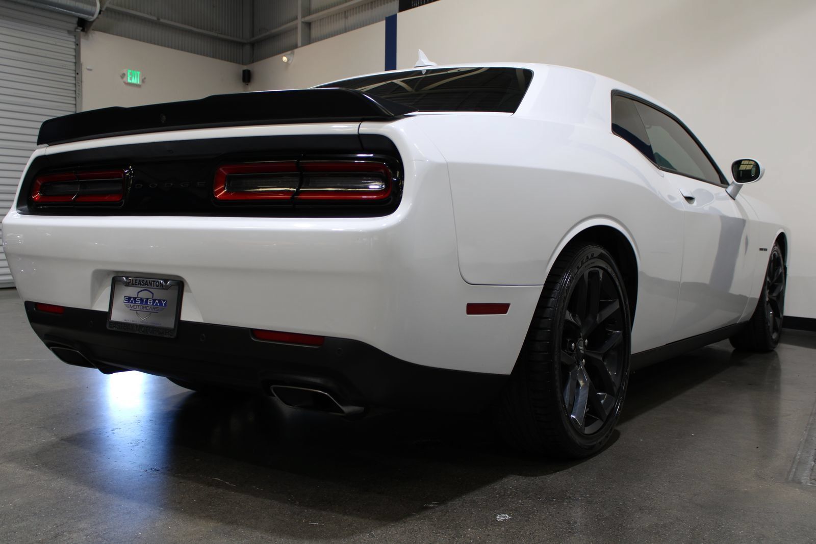Used 2022 Dodge Challenger R/T w/ Blacktop Package RWD image 11