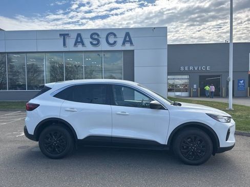 Used 2023 Ford Escape Active image 8