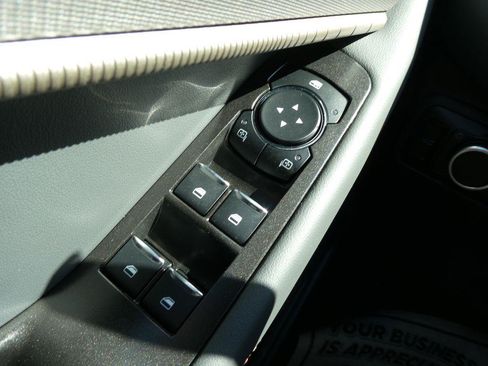 New 2026 Ford Explorer Active AWD/4WD image 18