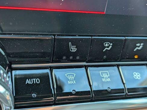 New 2026 GMC Canyon AT4 AWD/4WD image 14