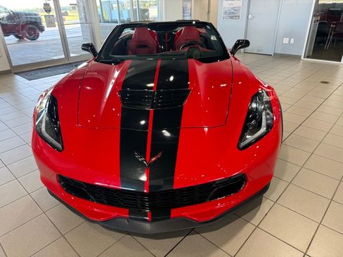 Used 2015 Chevrolet Corvette Z06 w/ 3LZ Preferred Equipment Group RWD image 8