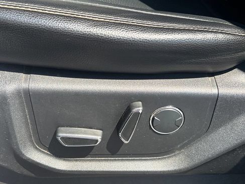 Used 2017 Ford F150 Lariat AWD/4WD image 11