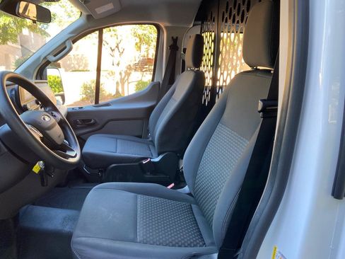 Used 2025 Ford Transit 250 Low Roof w/ Exterior Upgrade Package RWD image 25