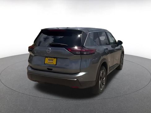 Used 2025 Nissan Rogue SV AWD/4WD image 15