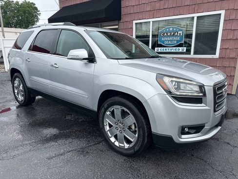 Used 2017 GMC Acadia Limited SLT FWD image 1
