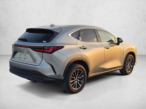 Used 2025 Lexus NX 250 FWD image 5