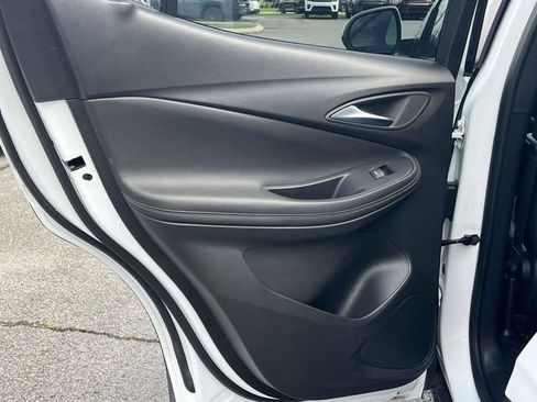 Used 2025 Buick Encore GX Preferred FWD image 16
