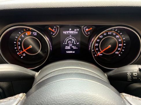 Used 2019 Jeep Wrangler Unlimited Sport S AWD/4WD image 16