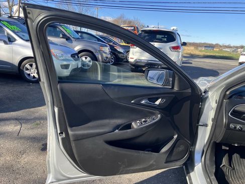 Used 2016 Chevrolet Malibu LS image 13