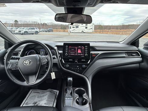 Used 2022 Toyota Camry SE image 27