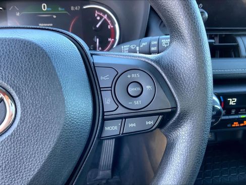 Used 2024 Toyota RAV4 XLE image 23