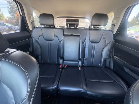 Used 2024 Kia Sorento S FWD image 41
