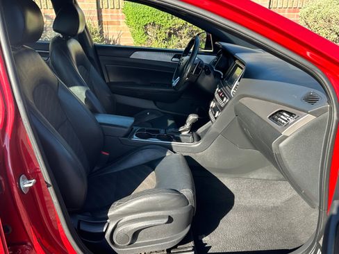 Used 2019 Hyundai Sonata Sport FWD image 11