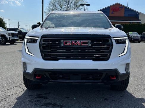 New 2026 GMC Acadia AT4 w/ Luxury Package AWD/4WD image 4